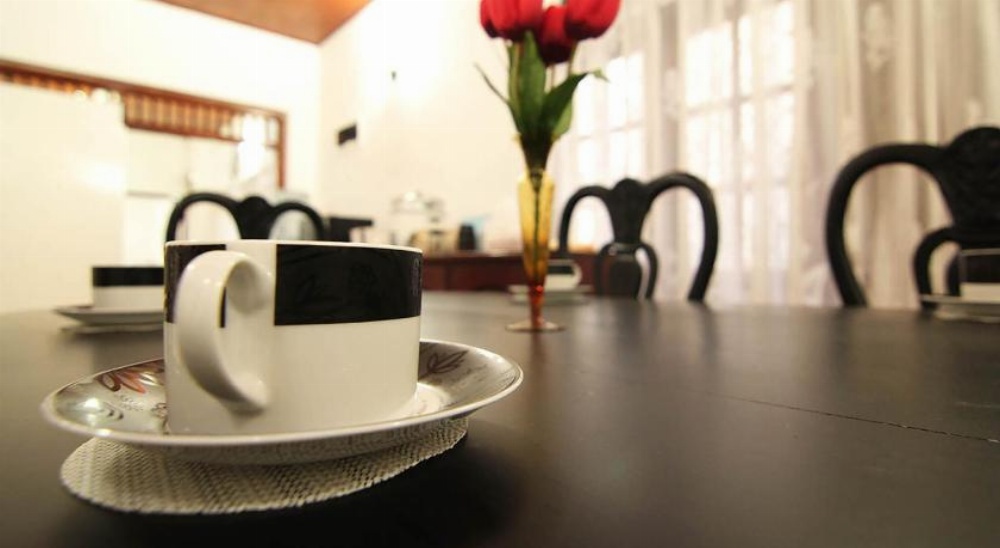 2in1 Kandy Hostel Homestay